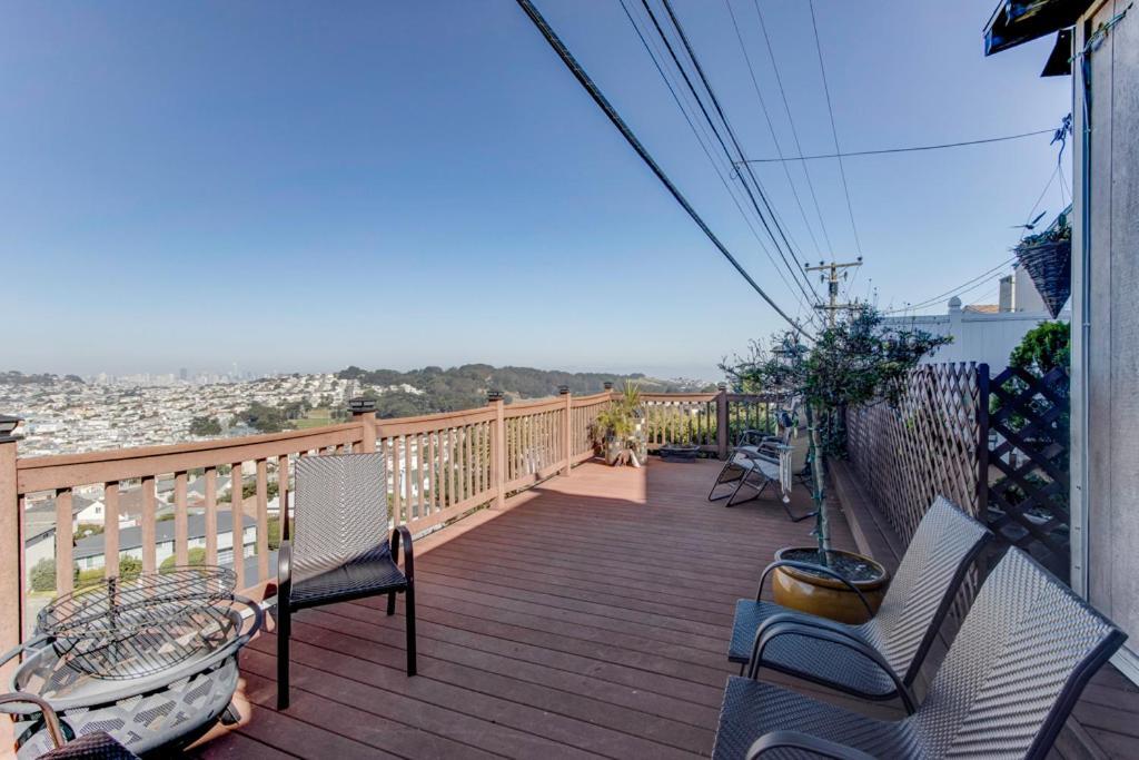 House-Canyon Dr Daly City Exterior photo